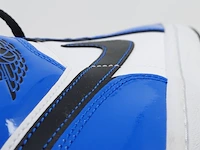 Paar schoenen, maat 46 nike, air jordan 1 mid - afbeelding 10 van  10