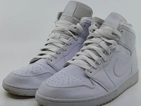 Paar schoenen, maat 46 nike, air jordan 1 mid - afbeelding 1 van  9