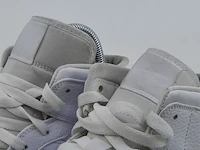 Paar schoenen, maat 46 nike, air jordan 1 mid - afbeelding 4 van  9