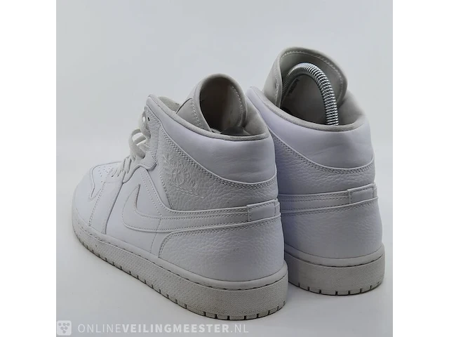 Paar schoenen, maat 46 nike, air jordan 1 mid - afbeelding 6 van  9