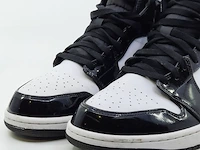 Paar schoenen, maat 46 nike, air jordan 1 mid - afbeelding 3 van  10