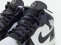 Paar schoenen, maat 46 nike, air jordan 1 mid - afbeelding 4 van  10