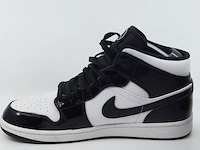 Paar schoenen, maat 46 nike, air jordan 1 mid - afbeelding 7 van  10