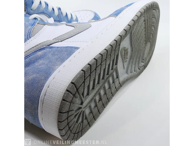 Paar schoenen, maat 46 nike, air jordan 1 - afbeelding 11 van  11