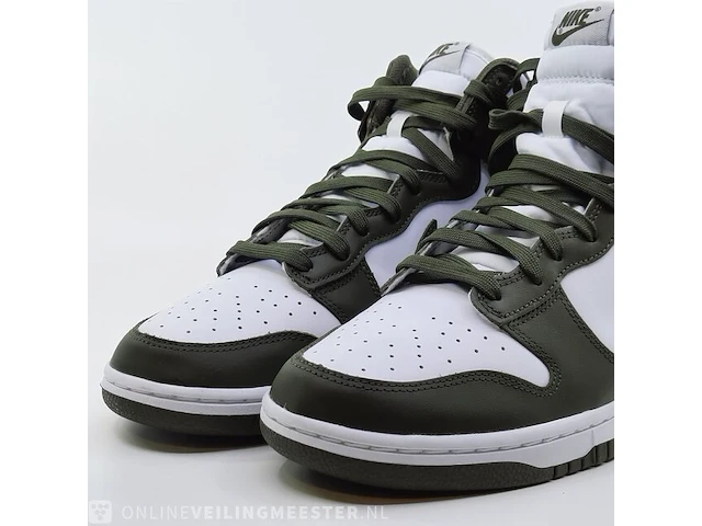 Paar schoenen, maat 46 nike, dunk hi retro - afbeelding 2 van  9