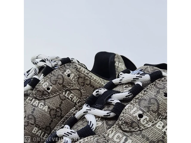 Paar schoenen, maat 47 balenciaga, triple s cloth - afbeelding 7 van  12
