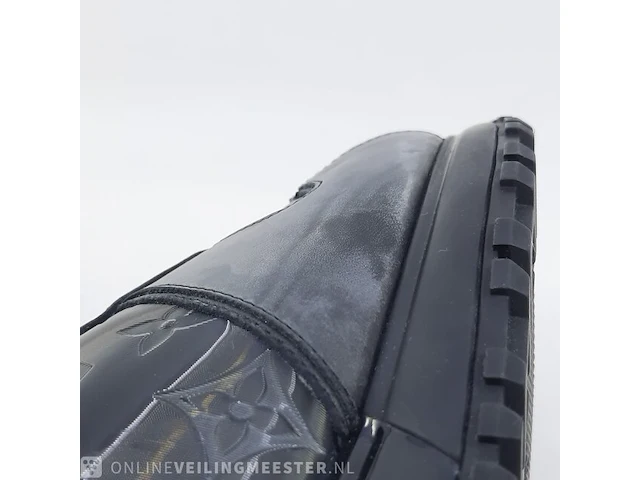 Paar schoenen, maat 7 louis vuitton, run away trainers ms 0261 - afbeelding 4 van  14