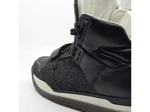 Paar schoenen, maat 7,5, louis vuitton, go 0155 - afbeelding 10 van  11