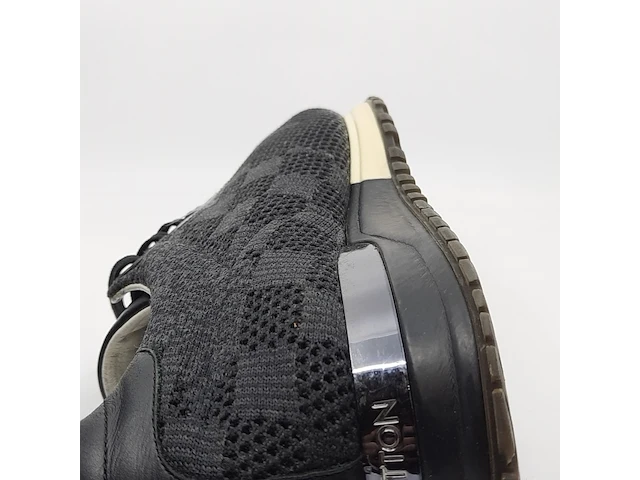 Paar schoenen, maat 7,5, louis vuitton, go 0165 - afbeelding 2 van  11