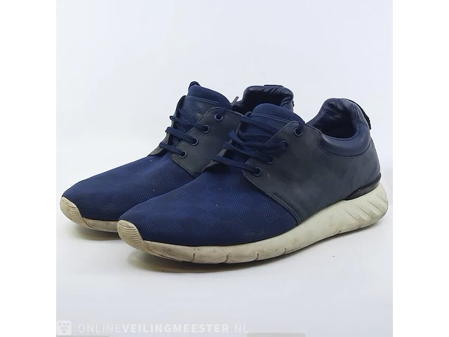 Paar schoenen, maat 8 1/2 louis vuitton, go 1116 - afbeelding 1 van  9