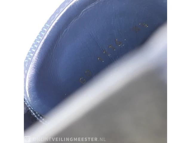 Paar schoenen, maat 8 1/2 louis vuitton, go 1116 - afbeelding 7 van  9