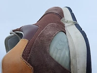 Paar schoenen, maat 8 1/2 louis vuitton, go1106 - afbeelding 8 van  9
