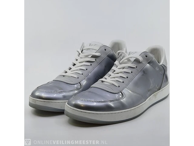 Paar schoenen, maat 8 1/2 louis vuitton, rivoli - afbeelding 1 van  11