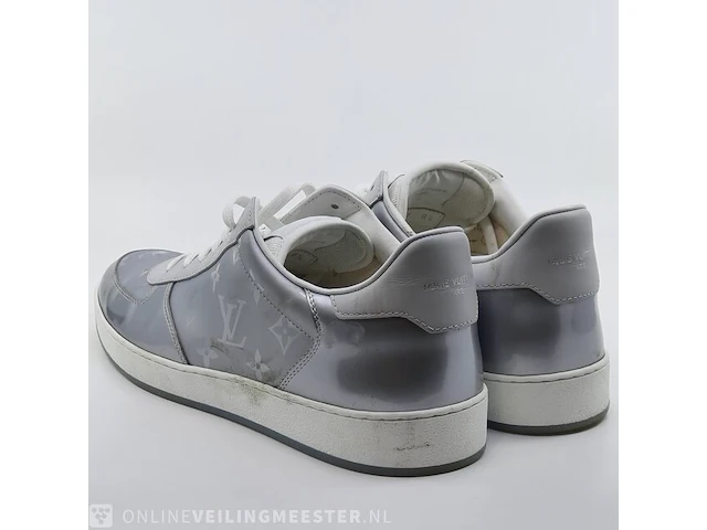 Paar schoenen, maat 8 1/2 louis vuitton, rivoli - afbeelding 9 van  11