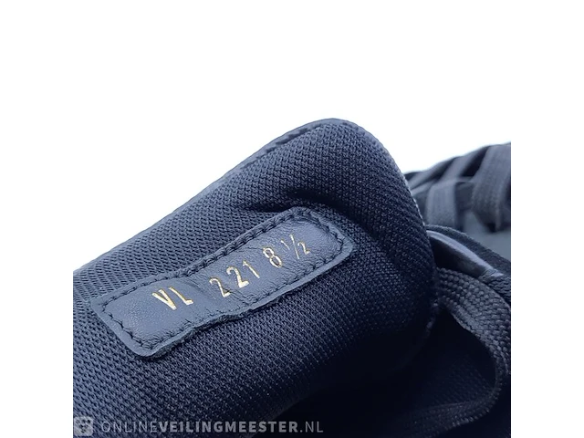 Paar schoenen, maat 8 1/2 louis vuitton, vl 1221 - afbeelding 11 van  11