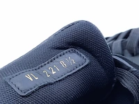 Paar schoenen, maat 8 1/2 louis vuitton, vl 1221 - afbeelding 11 van  11