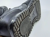 Paar schoenen, maat 8 1/2 louis vuitton - afbeelding 2 van  10