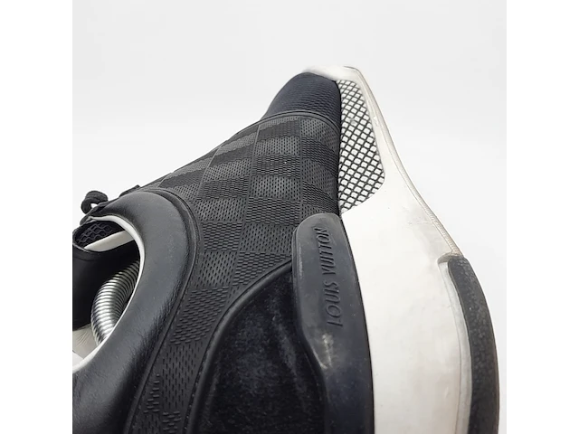 Paar schoenen, maat 8, louis vuitton, go 1105 - afbeelding 2 van  10