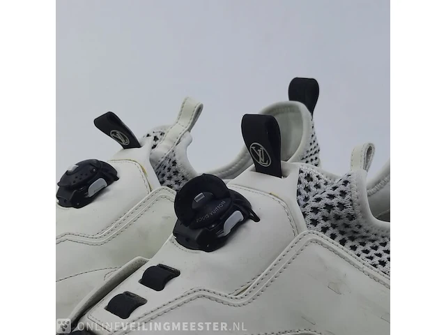 Paar schoenen, maat 8 louis vuitton, go 1106 - afbeelding 6 van  11