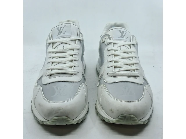 Paar schoenen, maat 8, louis vuitton - afbeelding 6 van  9