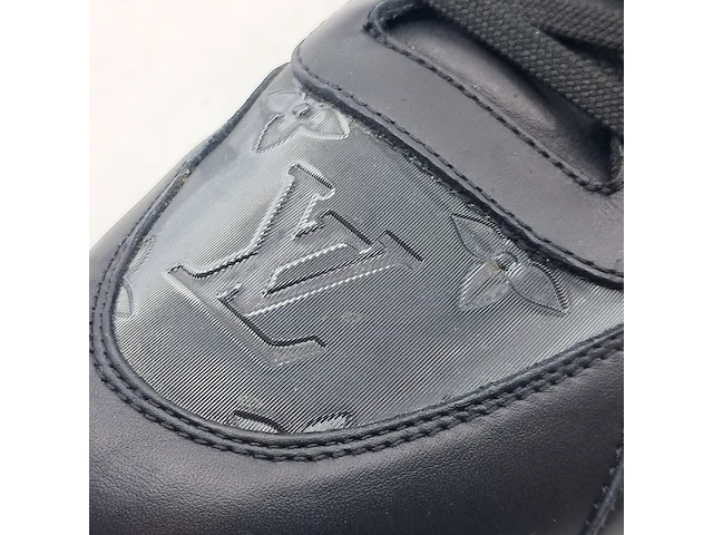Paar schoenen, maat 8,5, louis vuitton - afbeelding 7 van  8