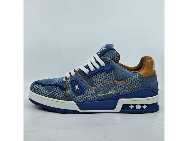 Paar schoenen, maat 8,5, louis vuitton - afbeelding 5 van  9