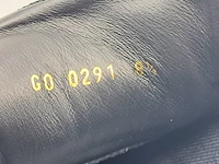 Paar schoenen, maat 8,5, louis vuitton - afbeelding 7 van  8