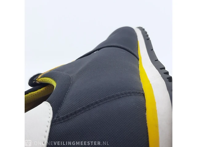Paar schoenen, maat 9 prada, 4e 2719 - afbeelding 10 van  10
