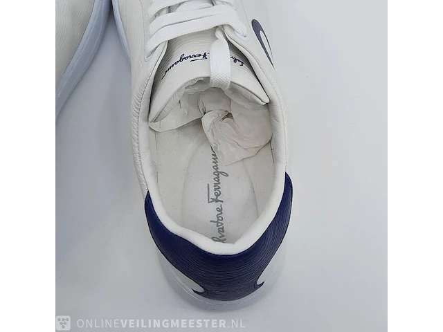 Paar schoenen, maat 9 salvatore ferragamo - afbeelding 9 van  10