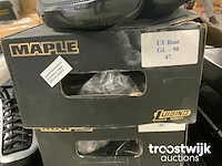 Paar schoenen - afbeelding 2 van  15