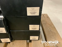 Paar schoenen - afbeelding 11 van  15
