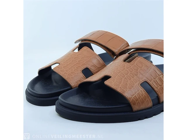 Paar slippers hermès, rg231882zh4202304 - afbeelding 2 van  8