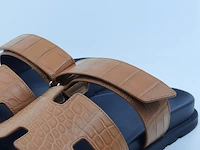 Paar slippers hermès, rg231882zh4202304 - afbeelding 3 van  8