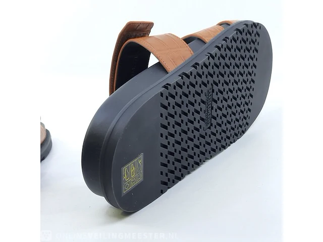 Paar slippers hermès, rg231882zh4202304 - afbeelding 8 van  8