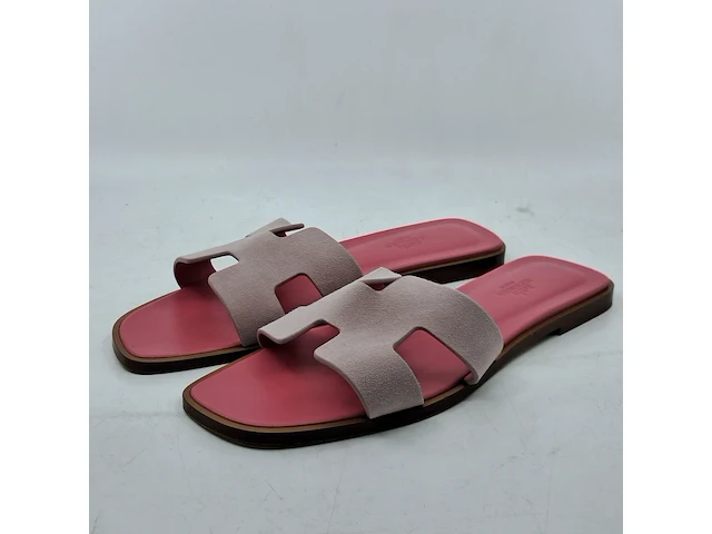 Paar slippers, maat 38, hermés - afbeelding 1 van  4