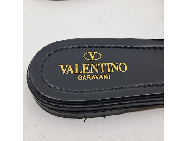Paar slippers maat 38, valentino - afbeelding 6 van  9