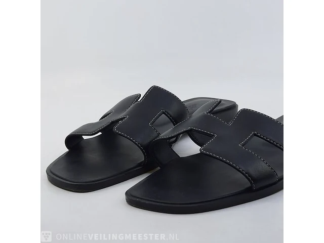 Paar slippers, maat 39 1/2 hermès, 021056z 2209 - afbeelding 3 van  10