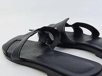 Paar slippers, maat 39 1/2 hermès, 021056z 2209 - afbeelding 8 van  10