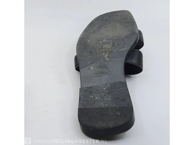 Paar slippers, maat 39 1/2 hermès, 021056z 2209 - afbeelding 10 van  10