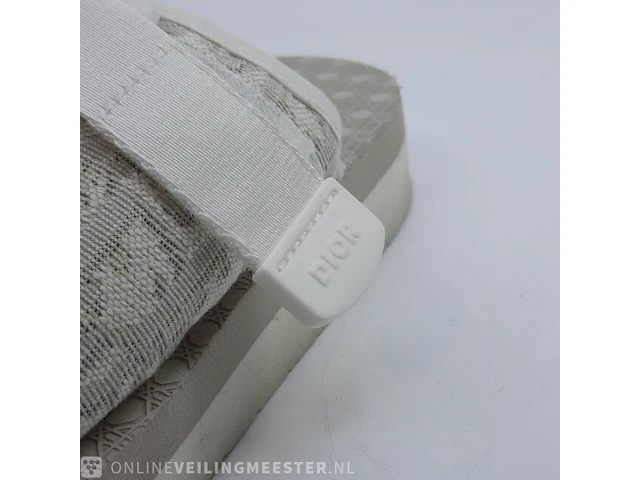 Paar slippers, maat 39 dior, 21c ls - afbeelding 9 van  11