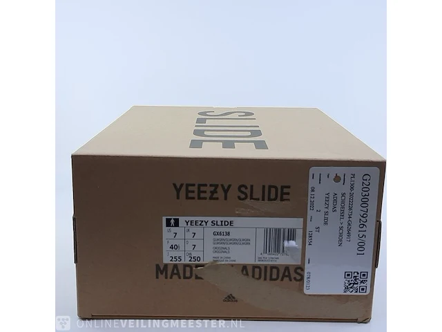 Paar slippers, maat 40 1/2 adidas, yeezy slide gz6138 - afbeelding 9 van  9