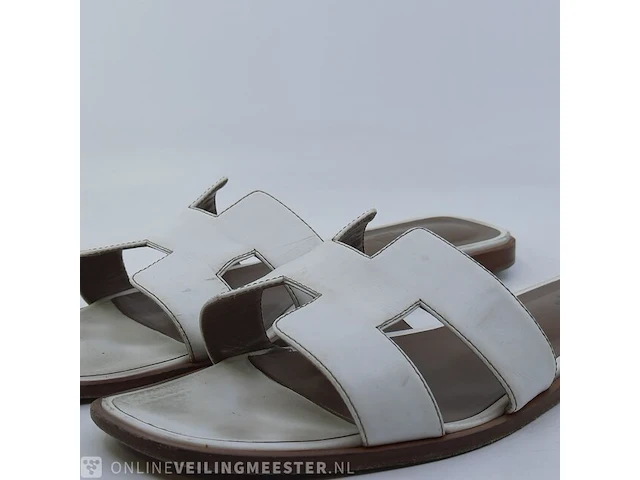 Paar slippers, maat 40 hermès - afbeelding 6 van  11
