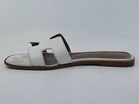 Paar slippers, maat 40 hermès - afbeelding 7 van  11