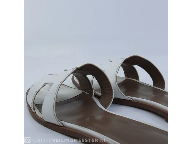 Paar slippers, maat 40 hermès - afbeelding 9 van  11