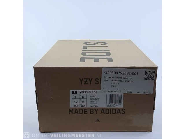 Paar slippers, maat 42 adidas, yeezy slide fz5897 - afbeelding 9 van  9