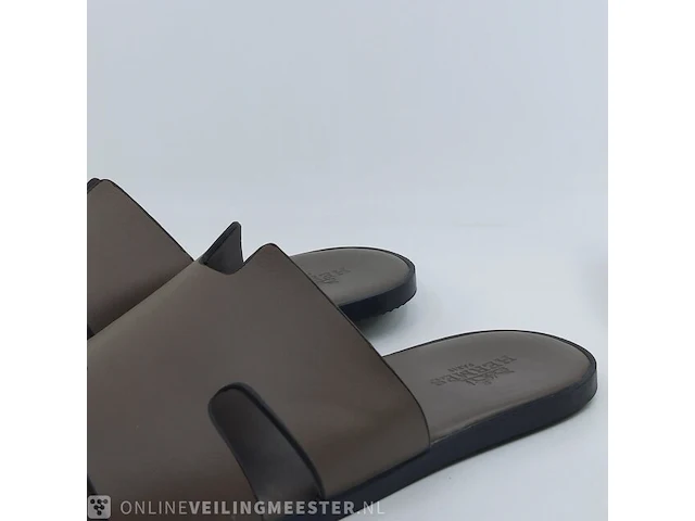 Paar slippers, maat 44 hermès, hh 4569 - afbeelding 3 van  9