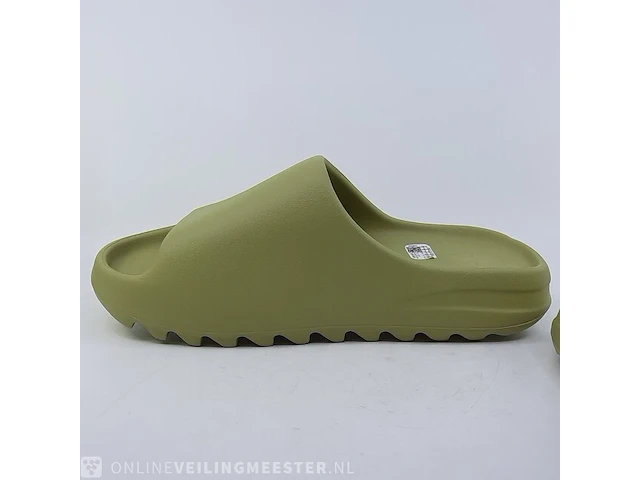 Paar slippers, maat 47 adidas, yeezy slide fz5904 - afbeelding 5 van  9