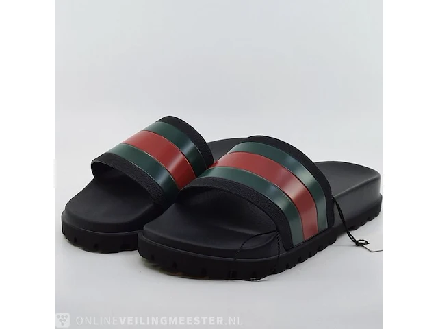 Paar slippers, maat 8 gucci - afbeelding 1 van  9