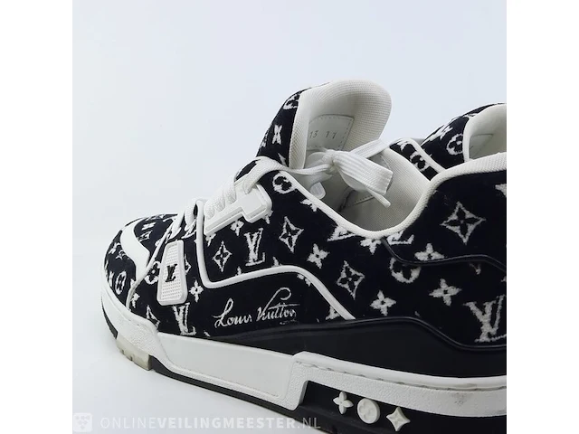 Paar sneakers, maat 11 louis vuitton, go 0213 - afbeelding 8 van  10