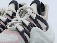 Paar sneakers, maat 36 1/2 louis vuitton, go 0169 - afbeelding 4 van  10